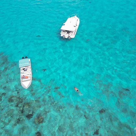 Yemaya Reefs, A Small Luxury Hotel 小玉米岛 外观 照片
