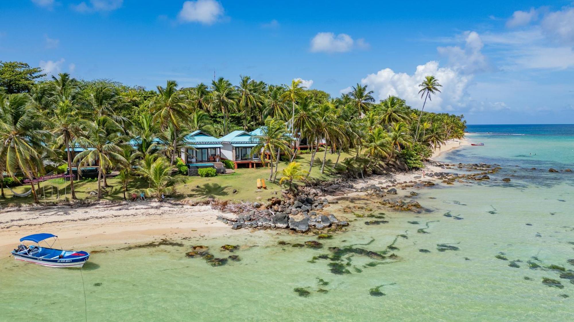 Yemaya Reefs, A Small Luxury Hotel 小玉米岛 外观 照片