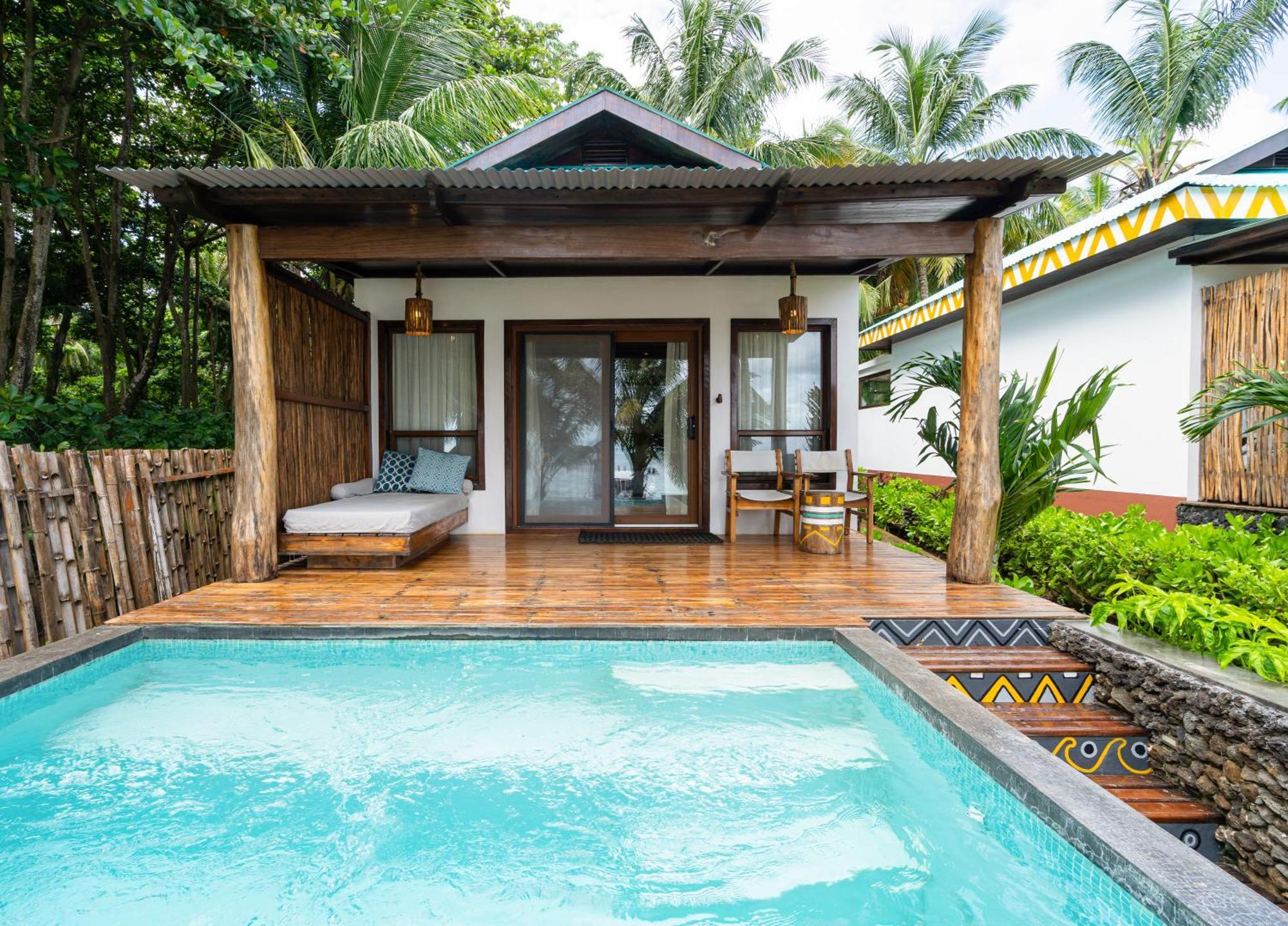 Yemaya Reefs, A Small Luxury Hotel 小玉米岛 外观 照片