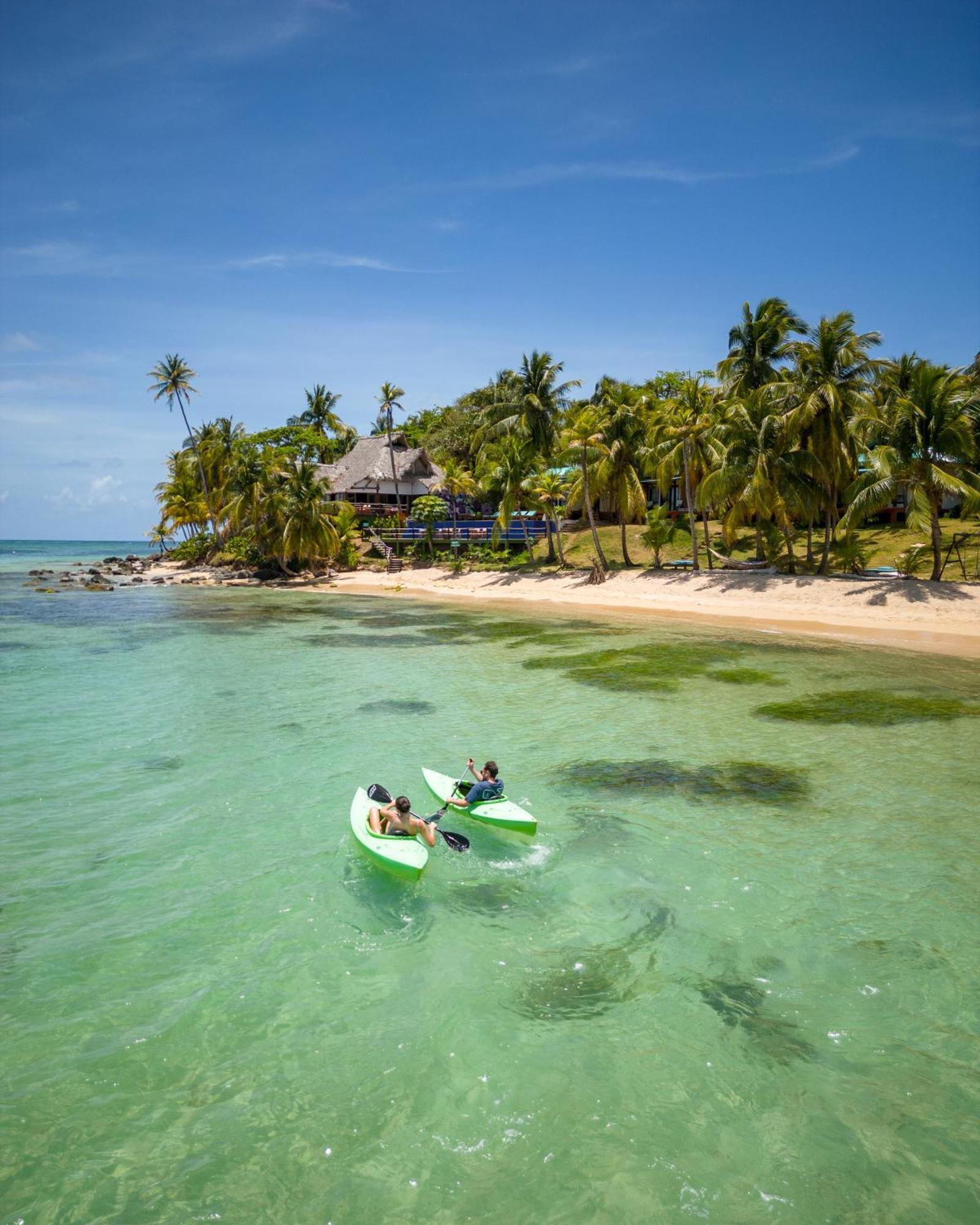Yemaya Reefs, A Small Luxury Hotel 小玉米岛 外观 照片