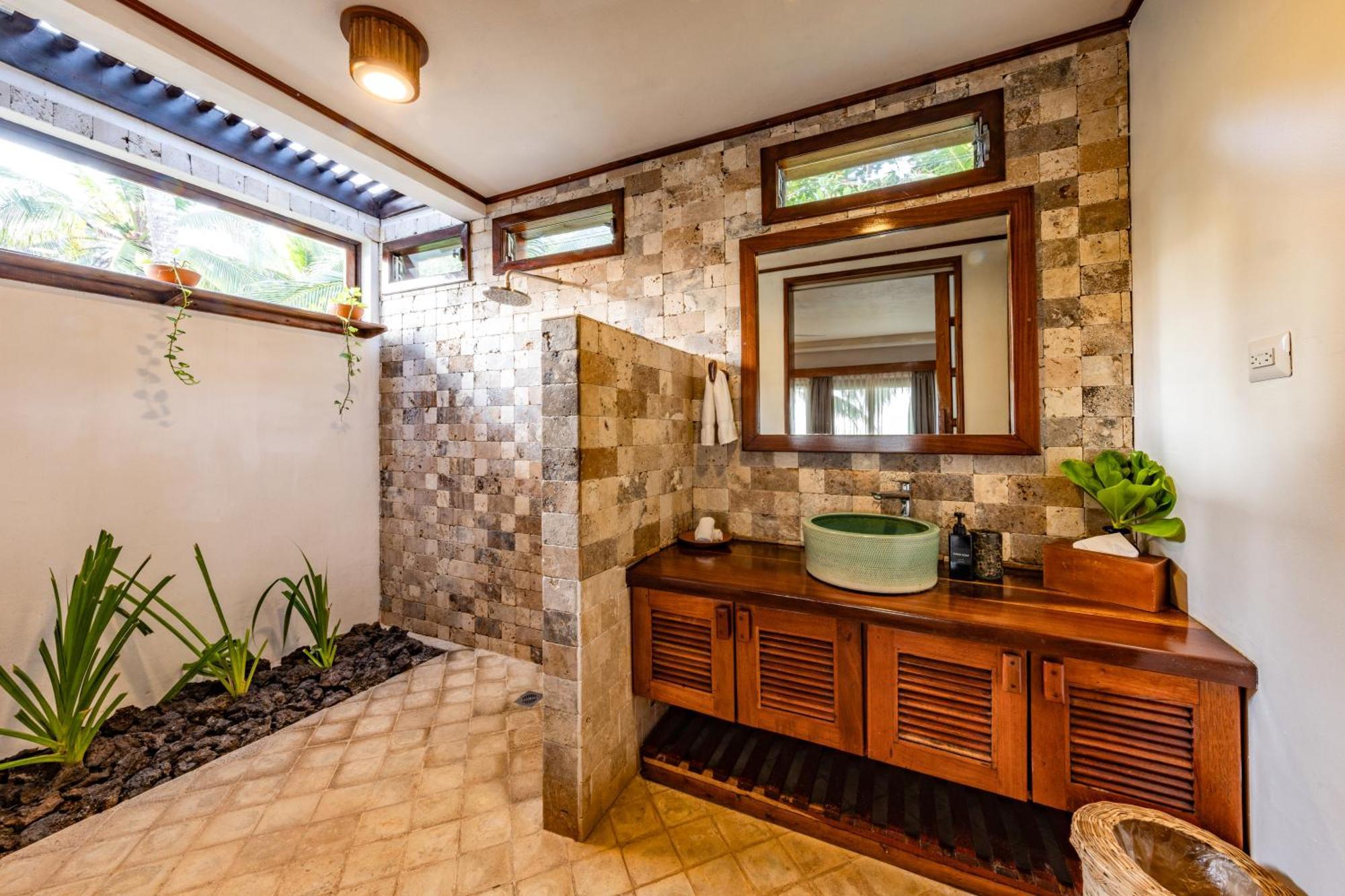 Yemaya Reefs, A Small Luxury Hotel 小玉米岛 外观 照片