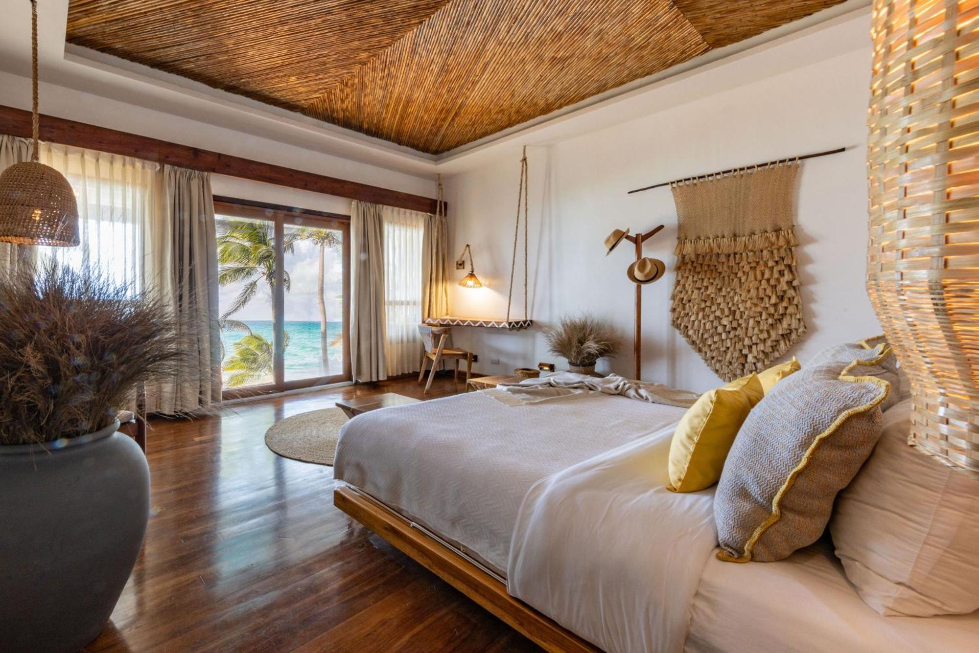 Yemaya Reefs, A Small Luxury Hotel 小玉米岛 外观 照片