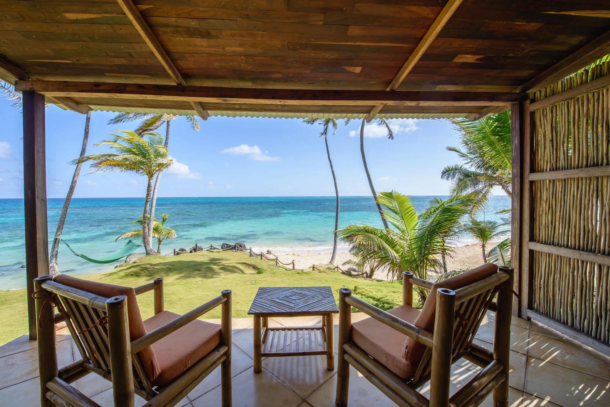 Yemaya Reefs, A Small Luxury Hotel 小玉米岛 外观 照片